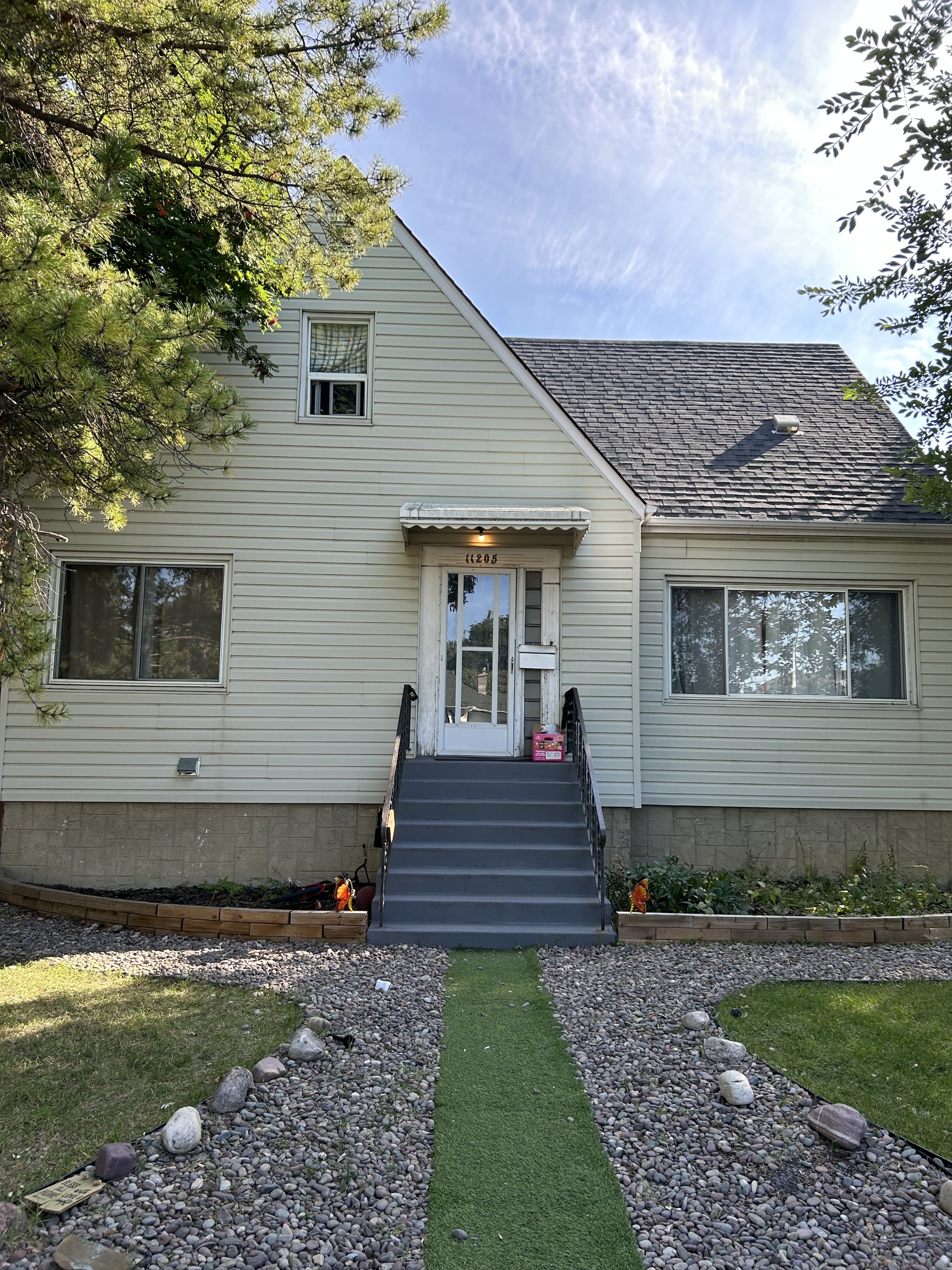 11205 68 Street NW - 11205  Main