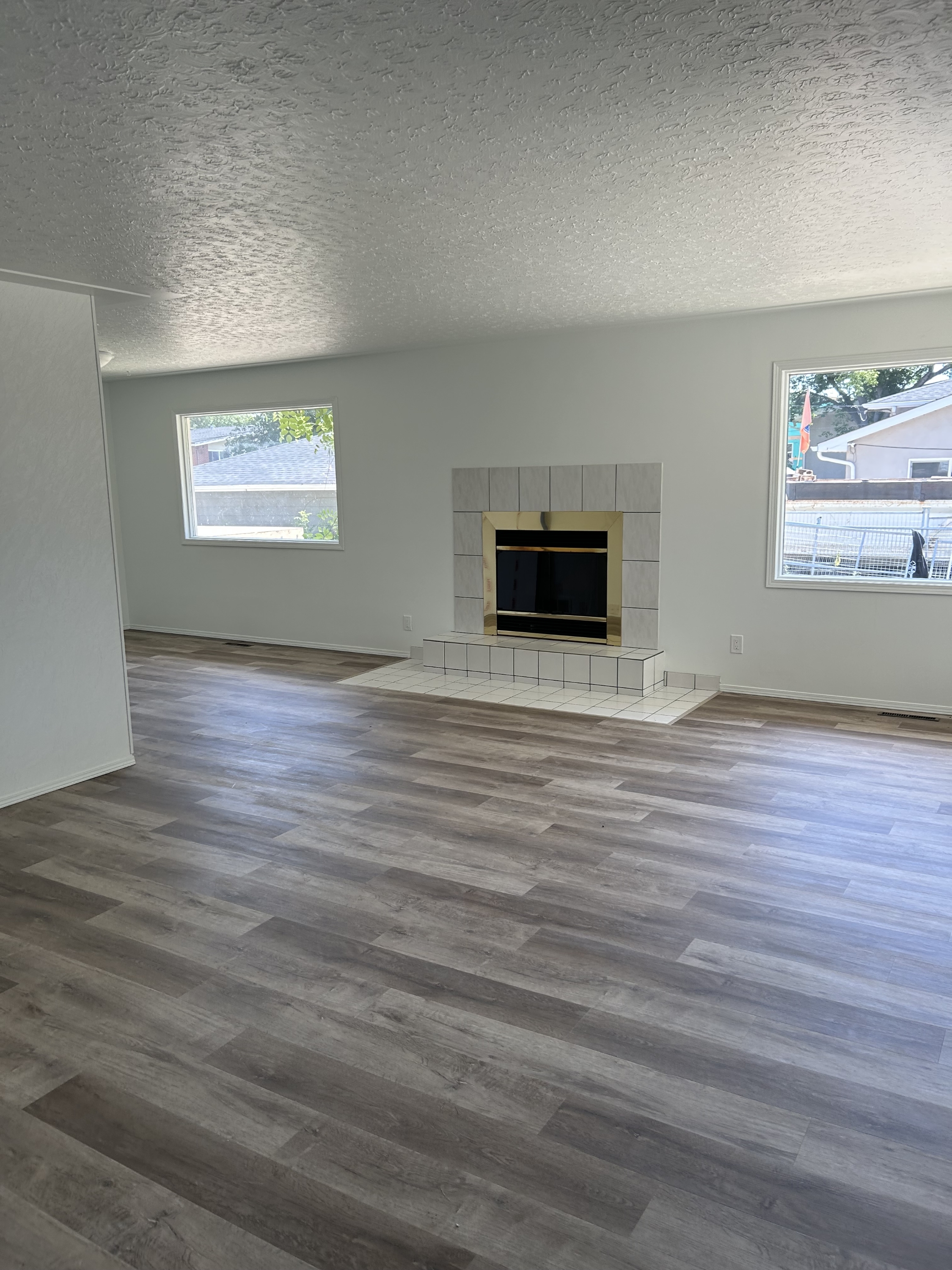 11827 47 Street NW  - Upper  G2