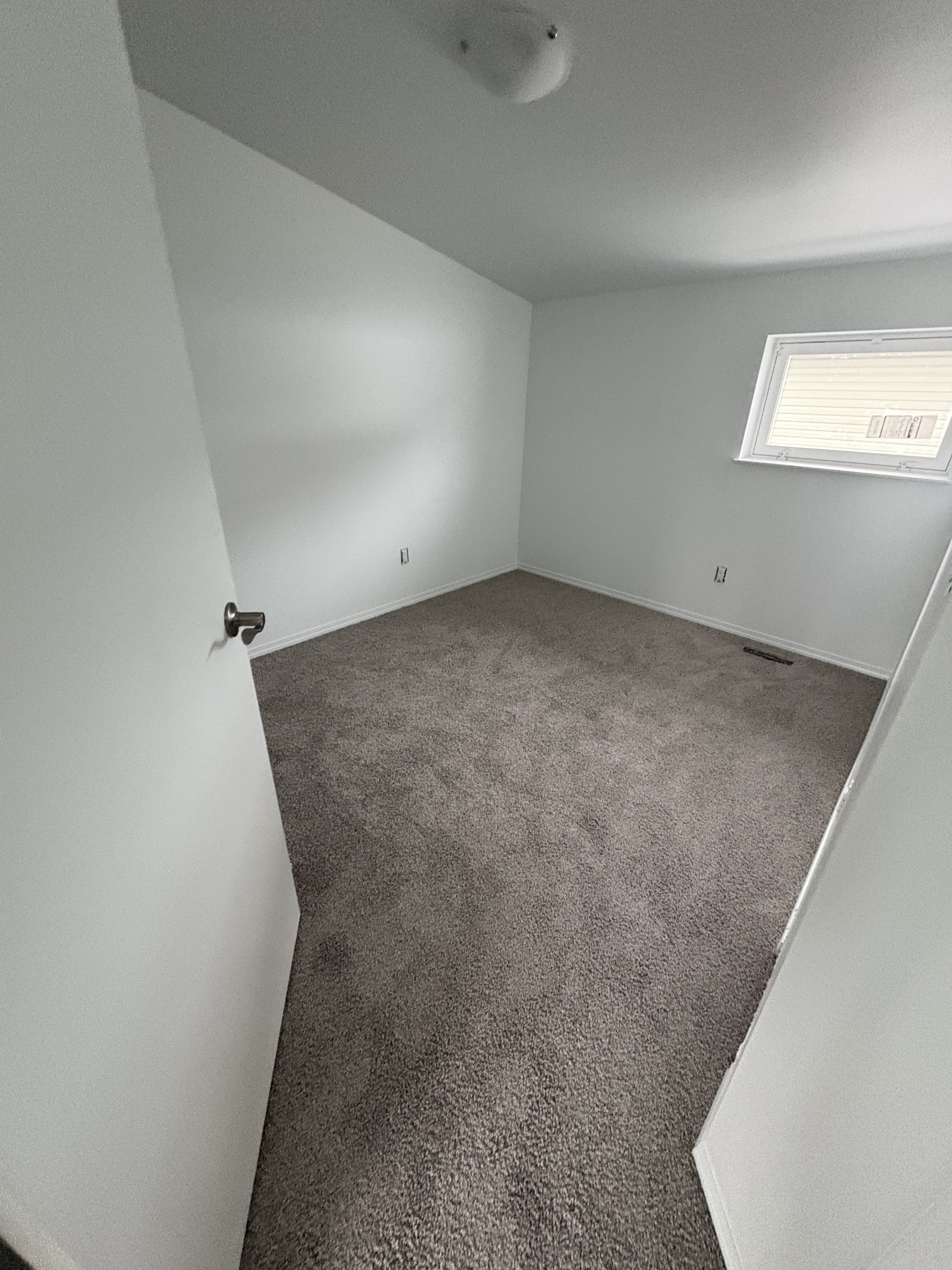 11811 47 Street NW - 11811 G4 Bsmt