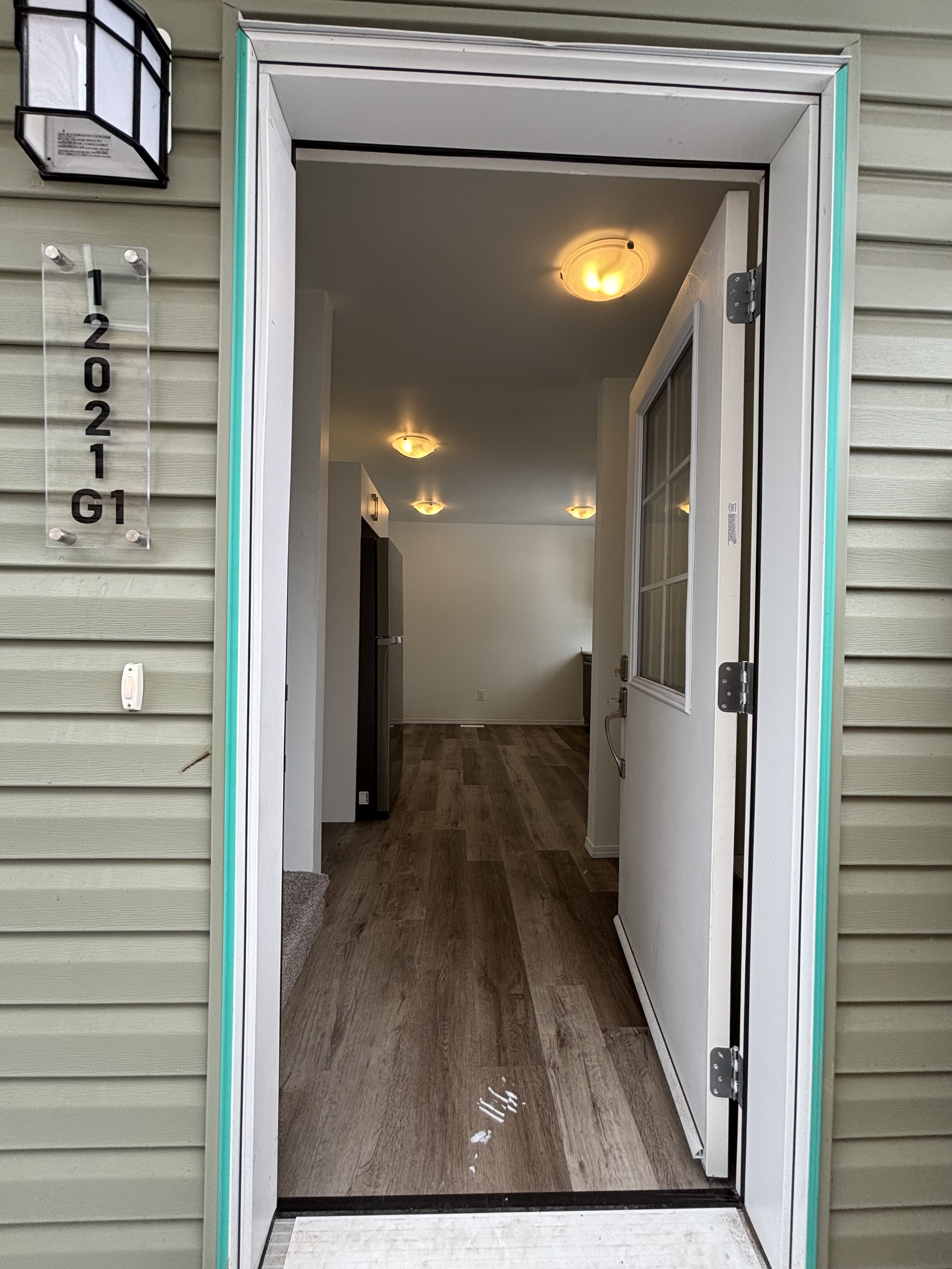 12021 55 Street NW - Upper G1